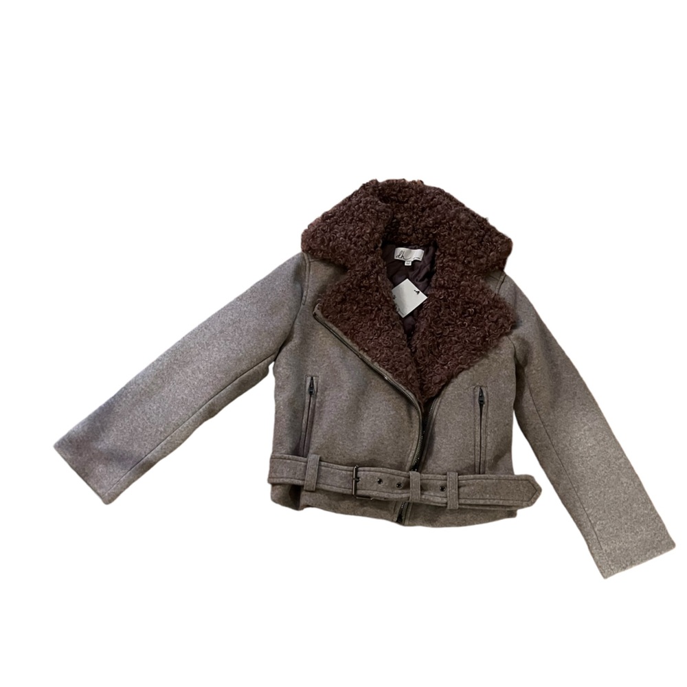 Biker Jacket Size XS Diagonal Zip NWT DH New York Sky Taupe Faux Fur